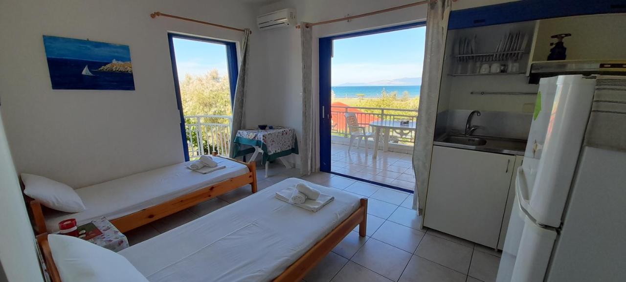 Lakkopetra Beach Apartments Lakopetra Ngoại thất bức ảnh